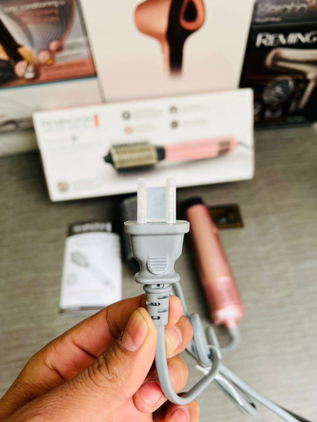 Remington 2-in-1 Blow Dry Brush - Buy Online Pakistan | Galaxiee.com