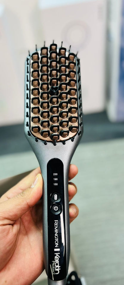 Remington Keratin Protect Straight Brush CB7480 - Buy Online Pakistan | Galaxiee.com