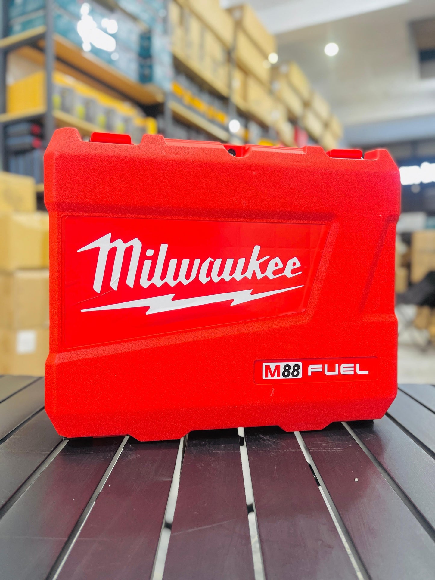 Milwaukee M88 Brushless Rotary Hammer Drill Kit
