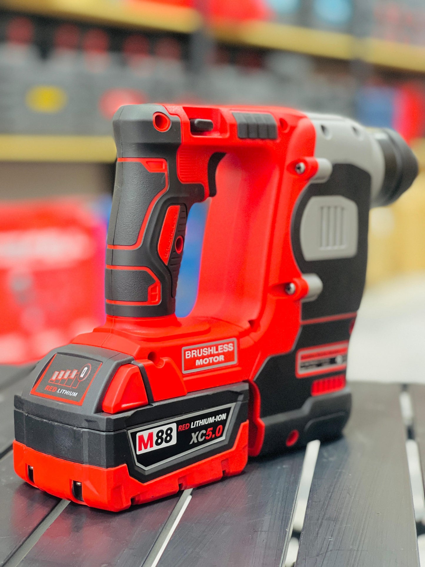 Milwaukee M88 Brushless Rotary Hammer Drill Kit