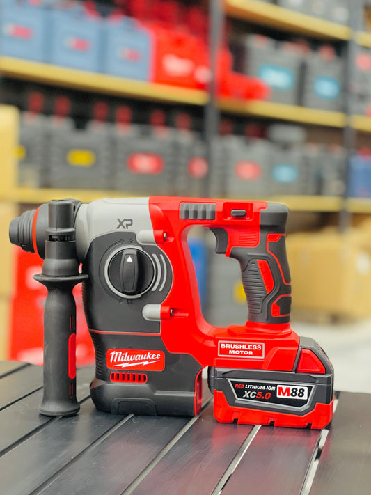 Milwaukee M88 Brushless Rotary Hammer Drill Kit