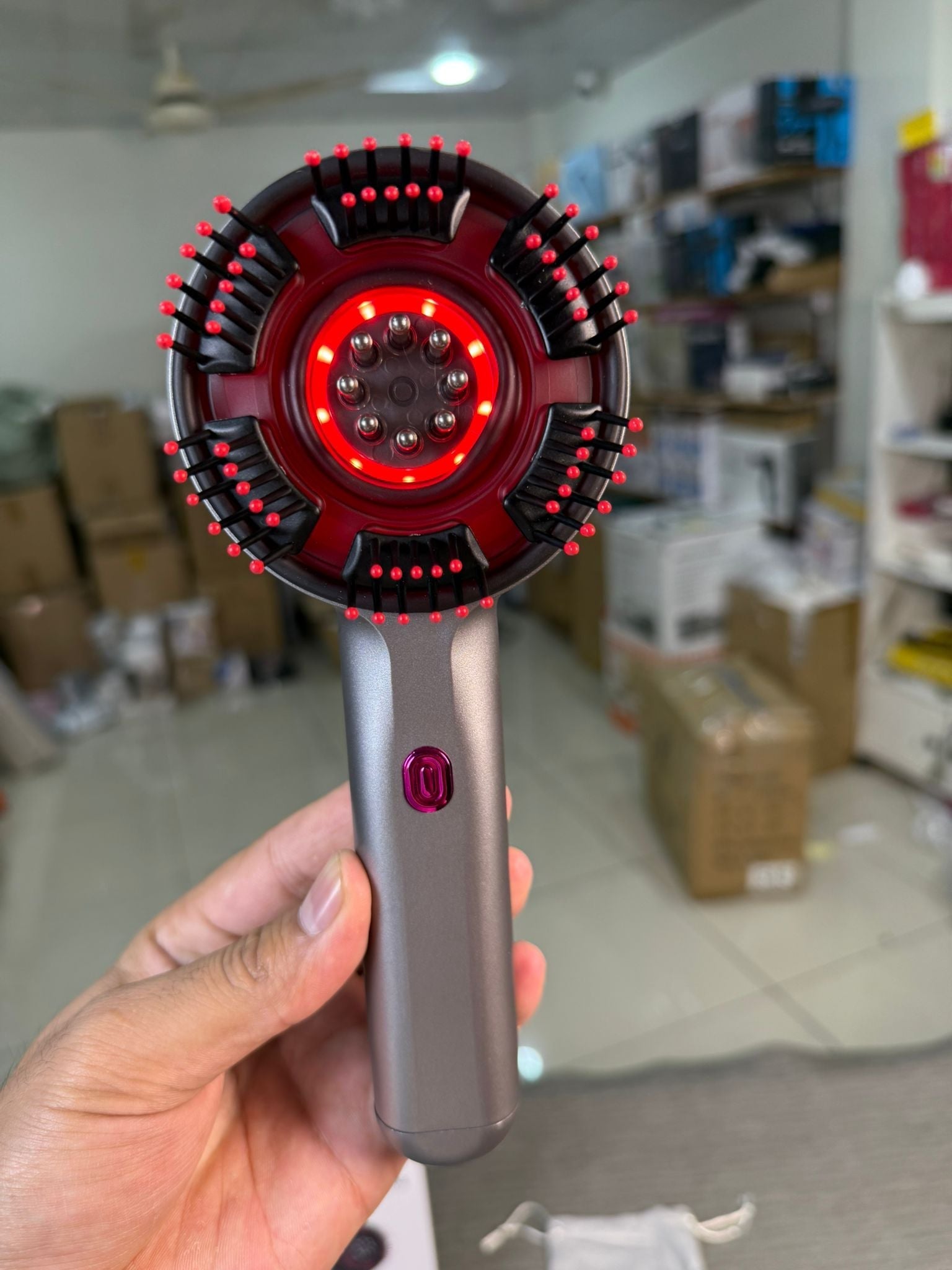 Scalp Massage Comb with Red Light Therapy – Hair Growth & Care - Buy Online Pakistan | Galaxiee.com