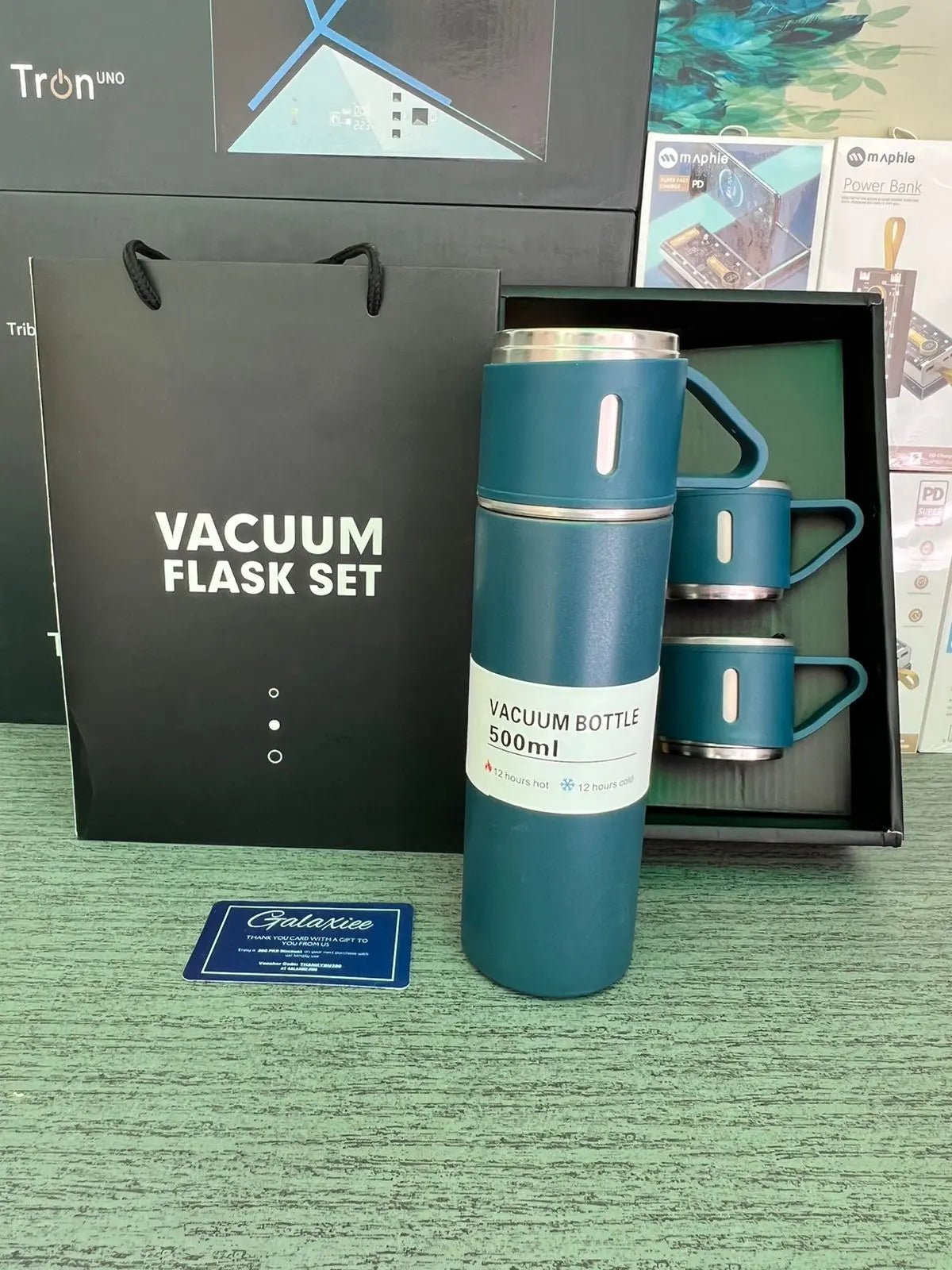 VACUUM FLASK SET 500ML - Buy Online Pakistan | Galaxiee.com