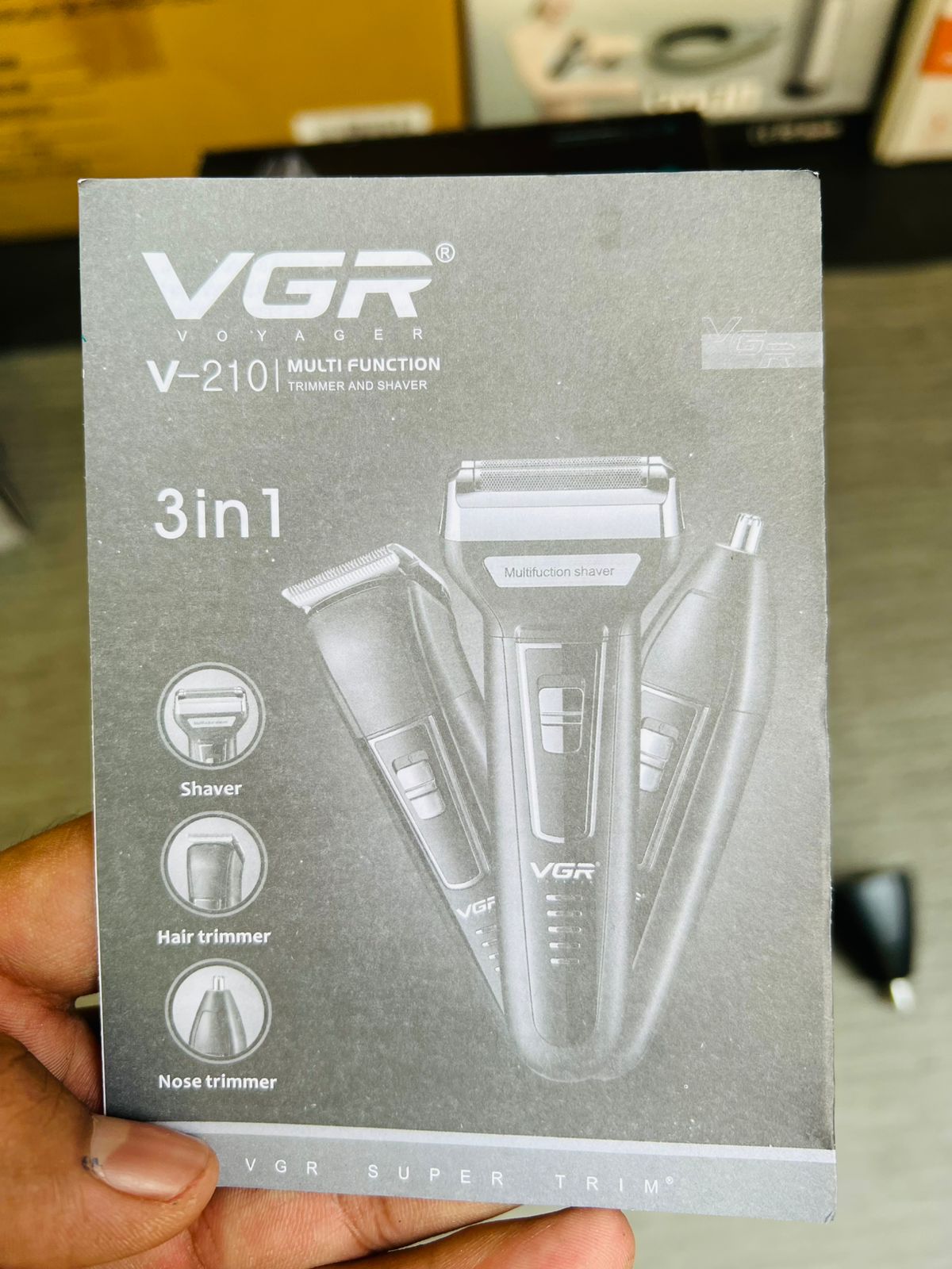 VGR V - 210 Multi Function Professional Trimmer and Shaver 3 in 1 - Galaxiee.com