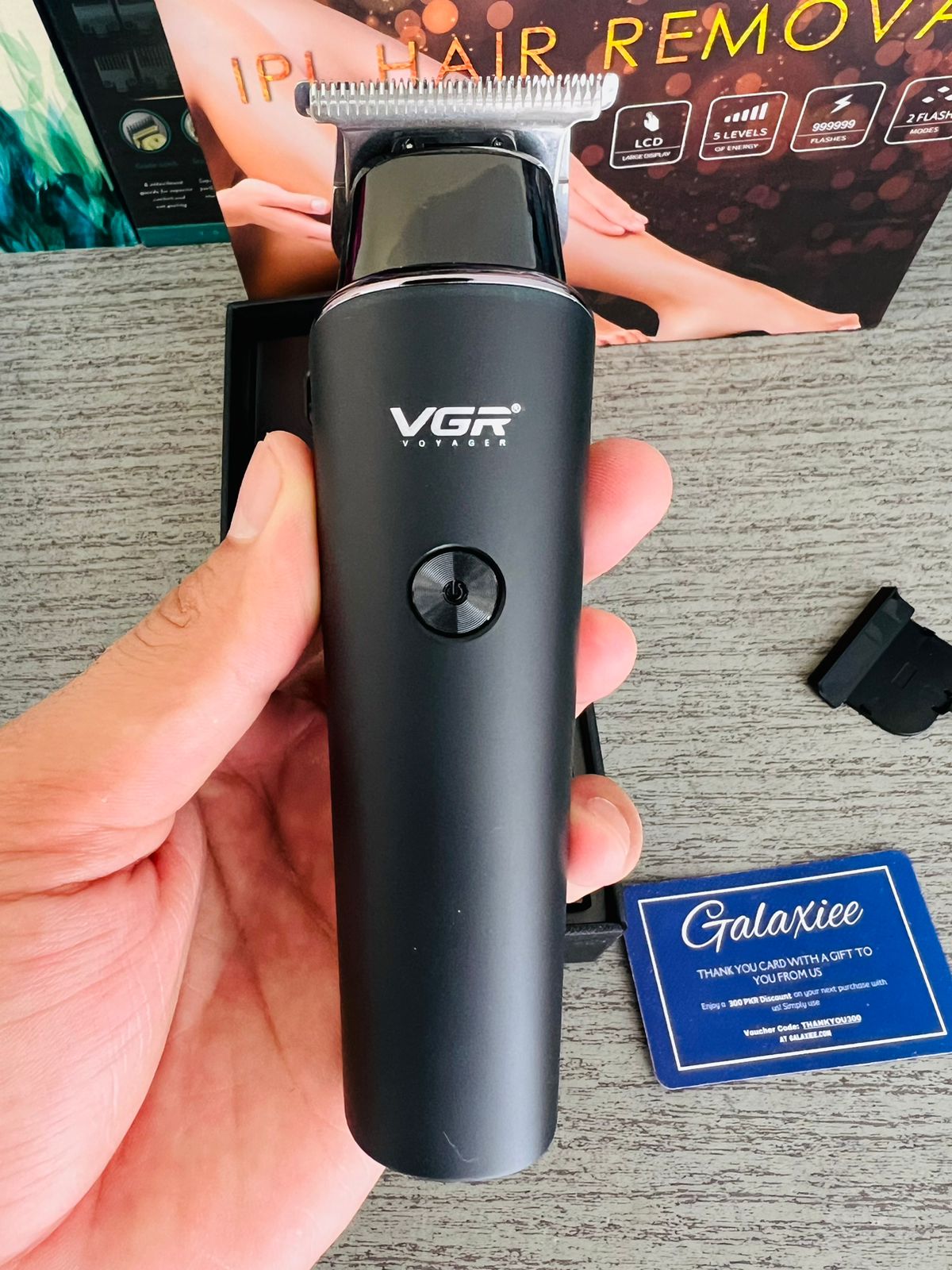 VGR V-937 Rechargeable Professional Full Zero Cutting Hair Trimmer - Buy Online Pakistan | Galaxiee.com